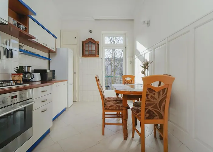 Downtown Cozy Corner